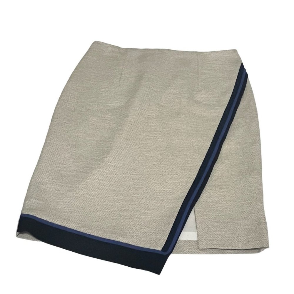 White House Black Market Ivory Tweed Blue Accent Pencil Skirt size 2